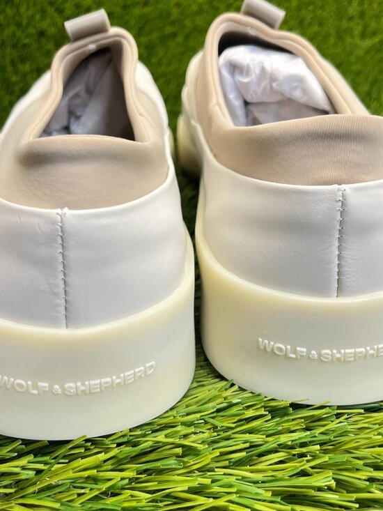 Wolf & Shepherd Cruise Tre Mens Size 12 White Beige Classic Casual Slip-On Shoes